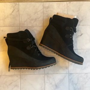 Ugg wedge brushed suede boots - Valory Boots